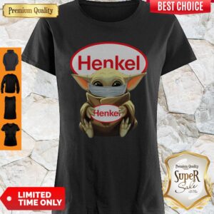 Good Baby Yoda Face Mask Hug Henkel Shirt