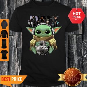 Official Baby Yoda Hug Johnny Hallyday Star Wars Shirt