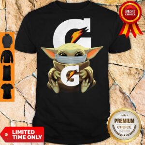 Awesome Baby Yoda Mask Hug Gatorade shirt