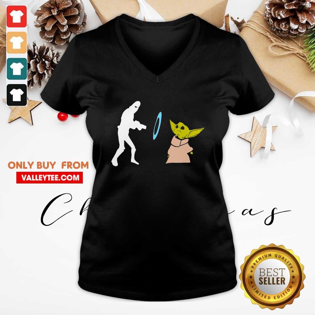 Cool Star Wars Mandalorian Baby Yoda Grogu Stunned Shirt