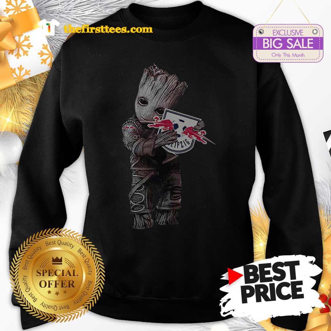Nice Baby Groot hug RB Leipzig Shirt