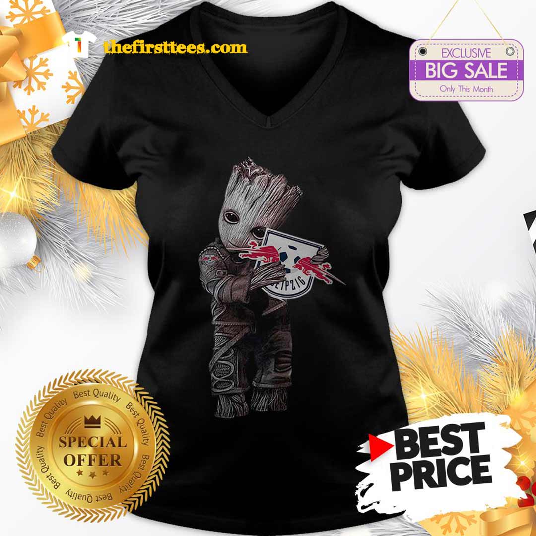 Nice Baby Groot hug RB Leipzig Shirt