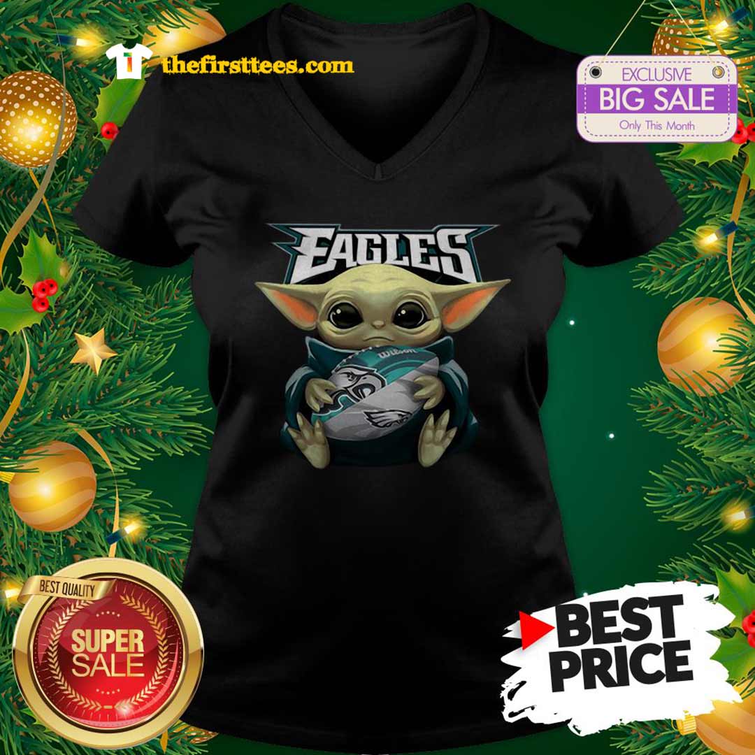 Official Baby Yoda Hug Philadelphia Eagles Star Wars Mandalorian Shirt