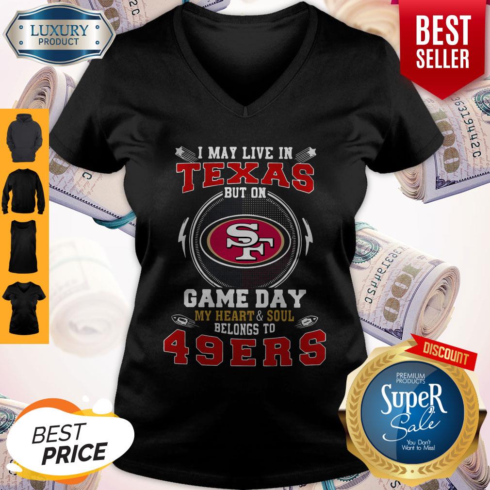 official-i-may-live-in-oklahoma-but-game-day-my-heart-soul-belongs-to-49ers-v-neck.jpg