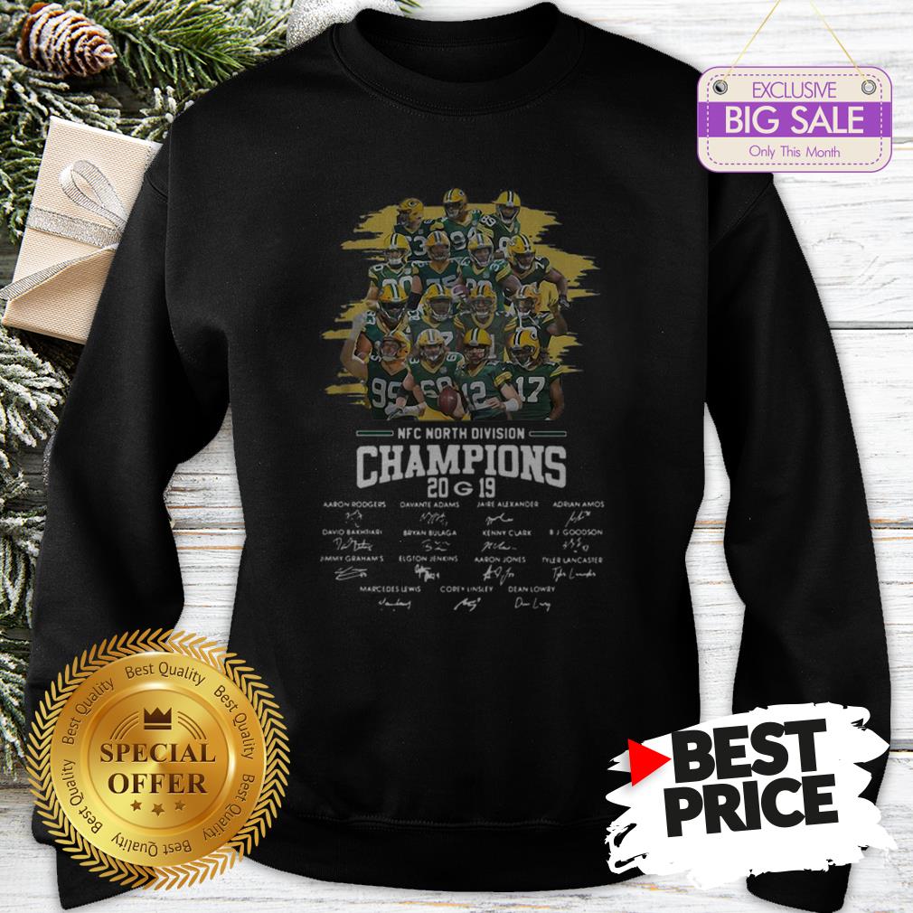 official-nfc-north-division-champion-2019-green-bay-packers-team-players-signatures-sweatshirt.jpg
