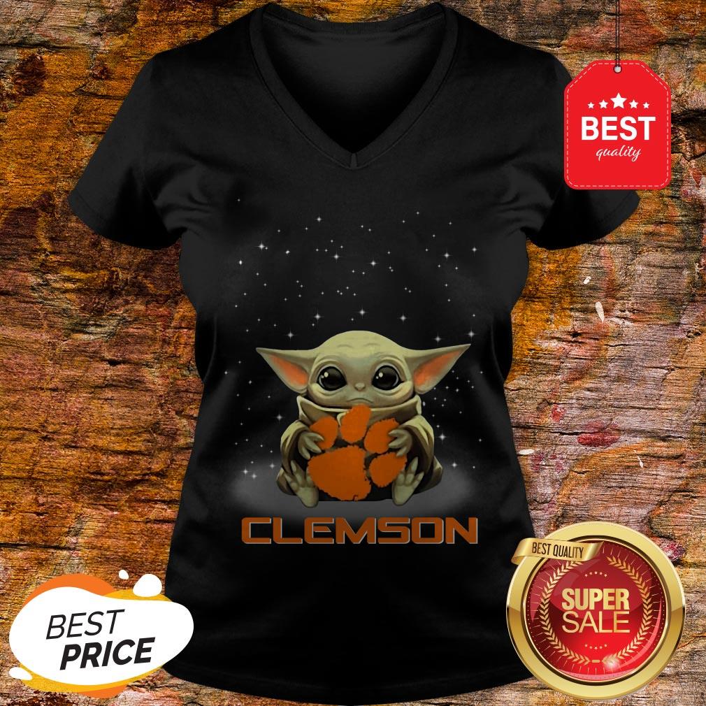 Official The Star Wars Baby Yoda Hug Clemson Tigers Shirt