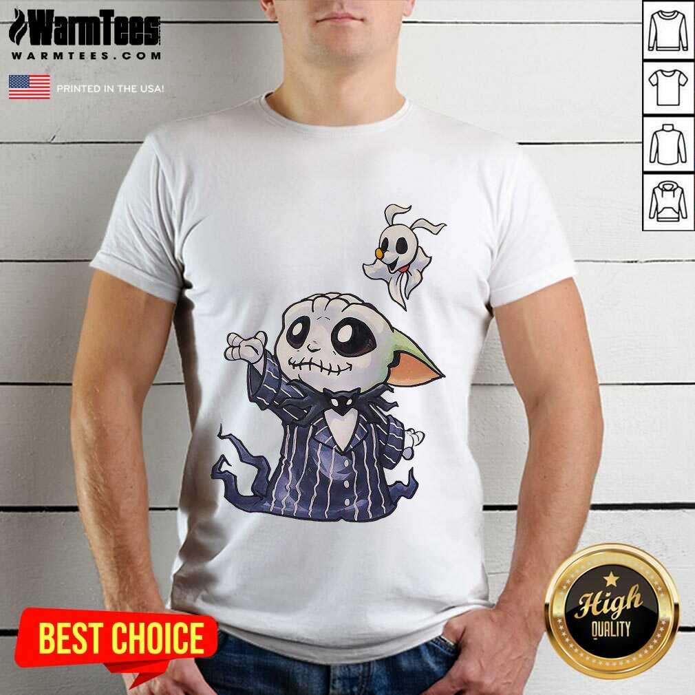 Perfect Baby Yoda In Jack Skellington And Zero Shirt
