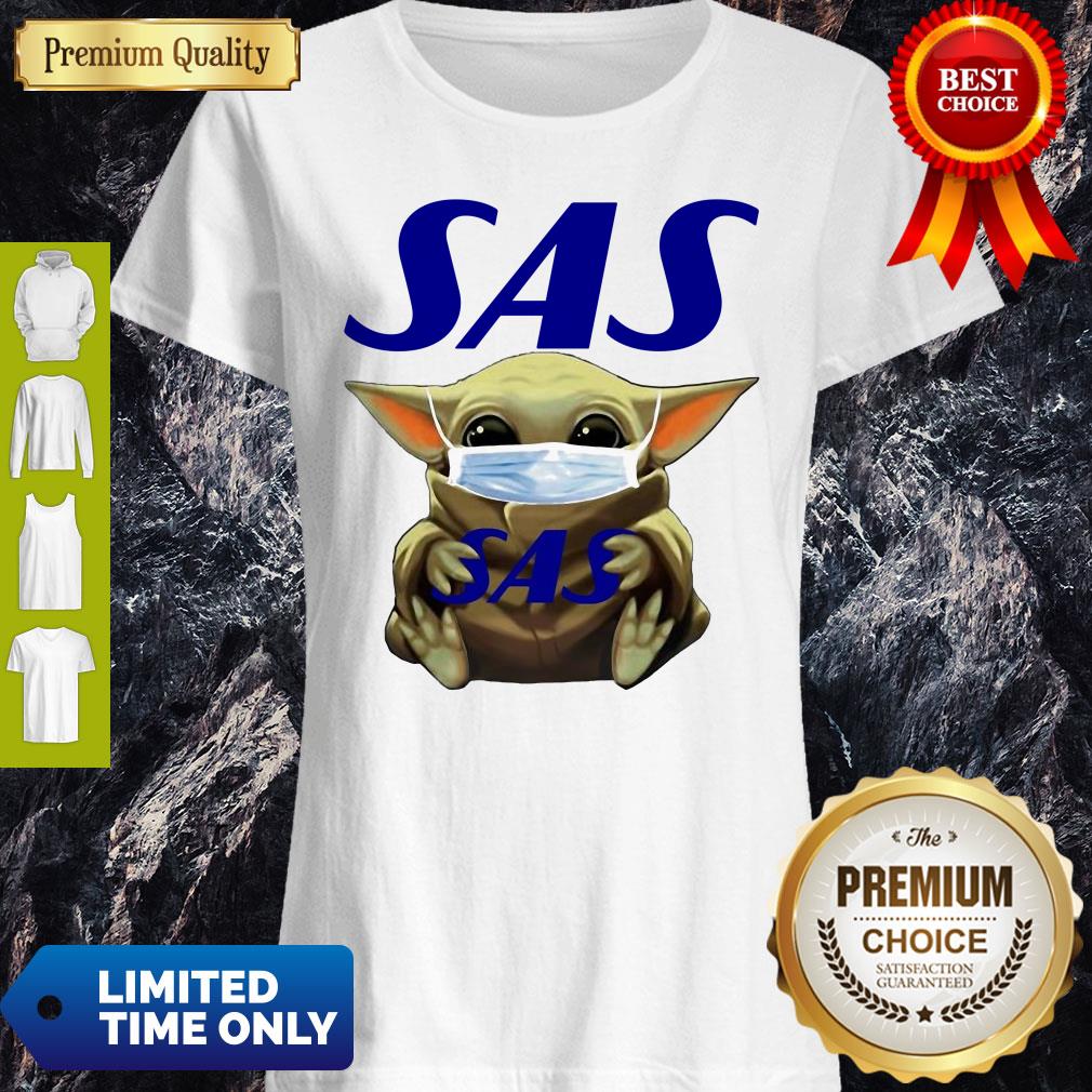 Star Wars Baby Yoda Hug Scandinavian Airlines Logo Mask COVID-19 Shirt
