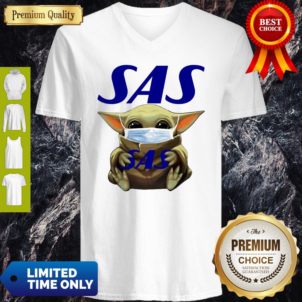 Star Wars Baby Yoda Hug Scandinavian Airlines Logo Mask COVID-19 Shirt