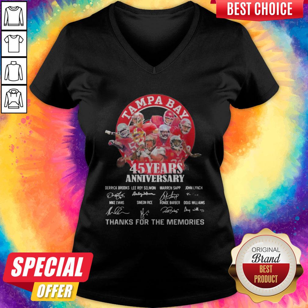 tampa-bay-buccaneers-45-years-anniversary-thank-you-for-the-memories-signatures-v-neck.jpg