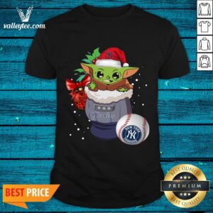 Happy New York Yankees Christmas Baby Yoda Star Wars Funny Happy MLB Shirt