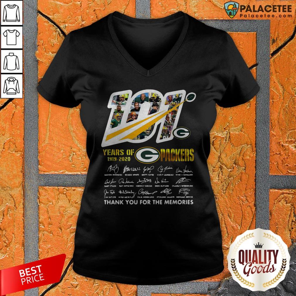 101-years-of-green-bay-packers-1919-2020-players-signatures-thank-you-for-the-memories-v-neck.jpg