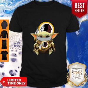 Top Star Wars Baby Yoda Face Mask Washington Redskins Shirt