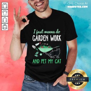Delighted Gardening Cat Lover 2 Shirt