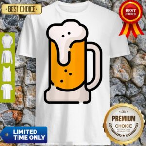 Beer Mug Pint Glass Alcohol Drink Drinks Pub Bar Party Drinking Beverage Cocktail Liquor Oktoberfest Cartoon Art Graphic T-shirt Classique