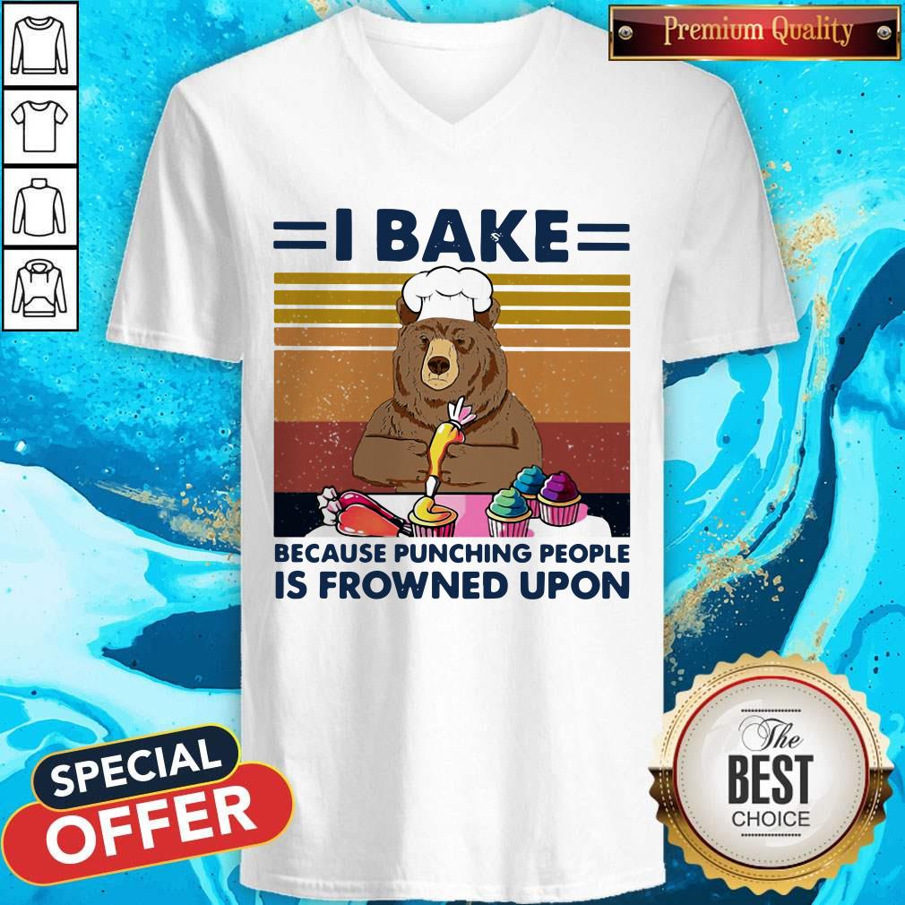 Bear I Bake Because Punching People Is Frowned Upon Vintage Retro Shirt