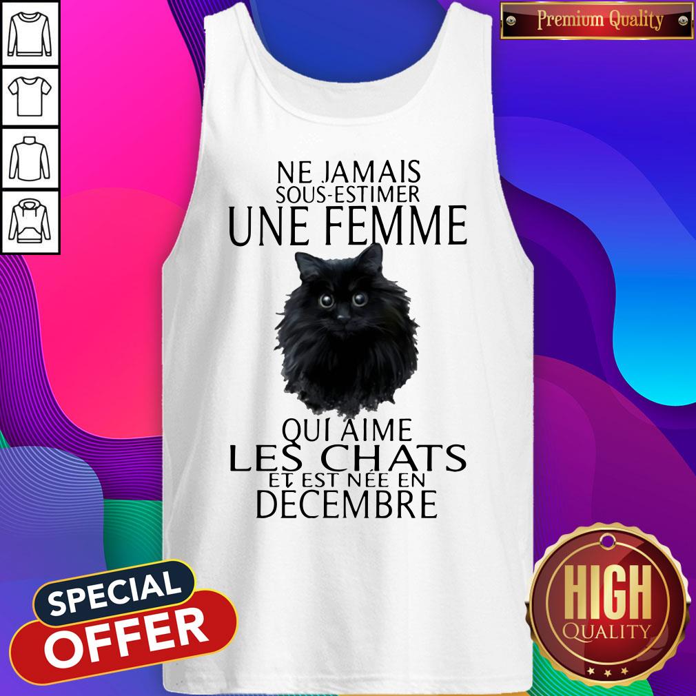 black-cat-ne-jamais-sous-estimer-une-femme-qui-aime-les-chats-et-1est-nee-en-decembre-tank-top.jpg