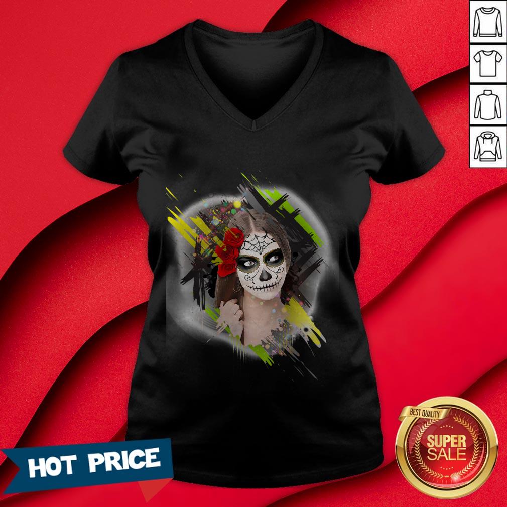 catrina-sugar-skull-woman-dia-de-los-muertos-day-of-dead-v-neck.jpg