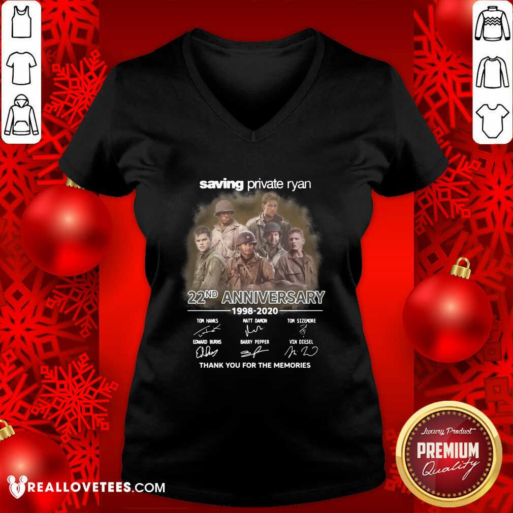cool-saving-private-ryan-22nd-anniversary-1988-2020-thank-you-for-the-memories-signatures-v-neck.jpg