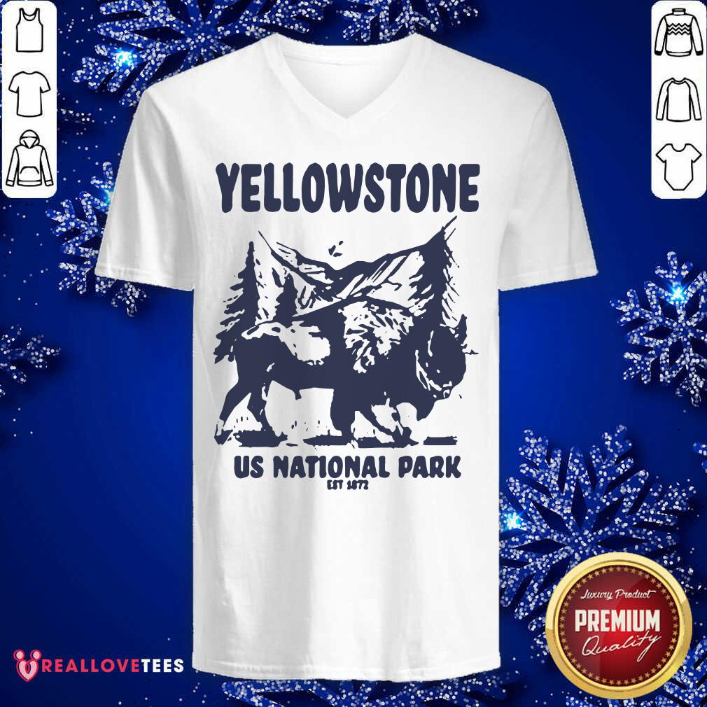 Cool Yellowstone US National Park 1872 Bison Mountain Landscape Shirt