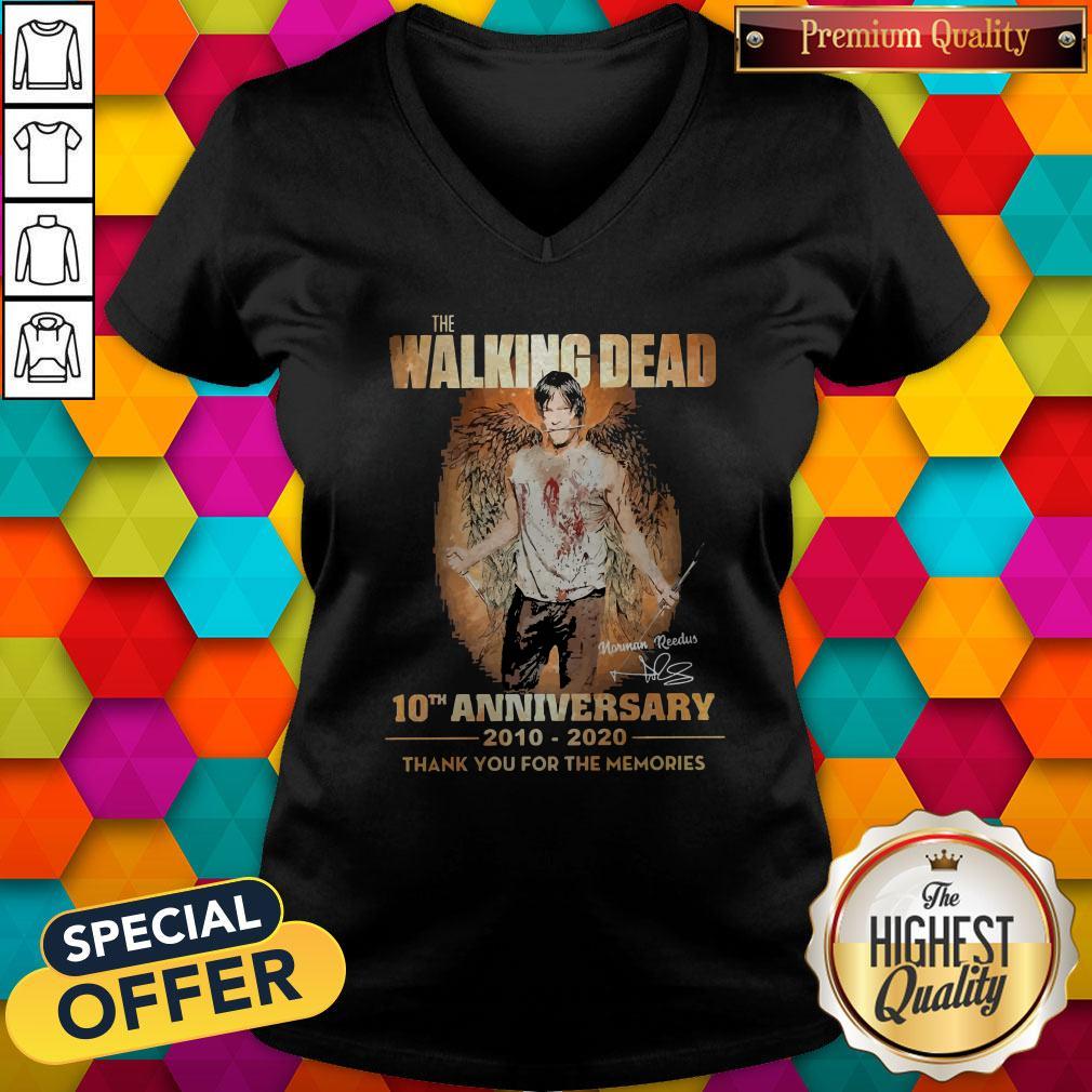 funny-the-walking-dead-10th-anniversary-2010-2020-thank-you-for-the-memories-signature-wings-v-neck.jpg