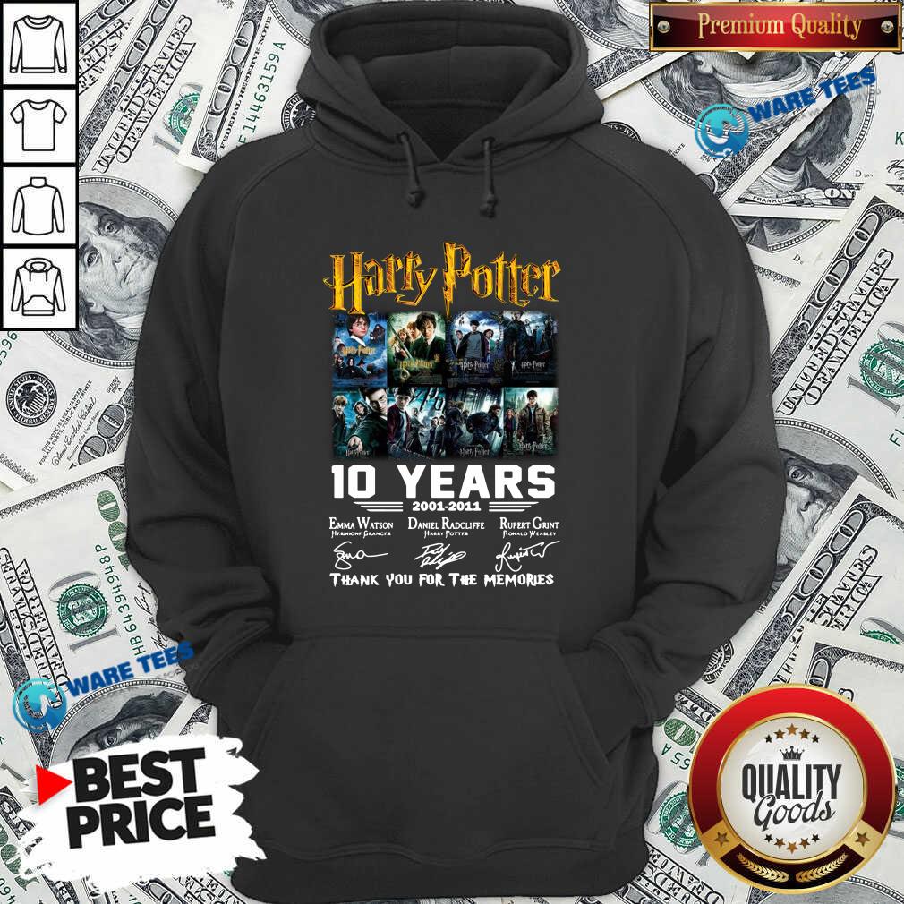 good-harry-potter-10-years-2001-2011-thank-you-for-the-memories-signatures-hoodie.jpg
