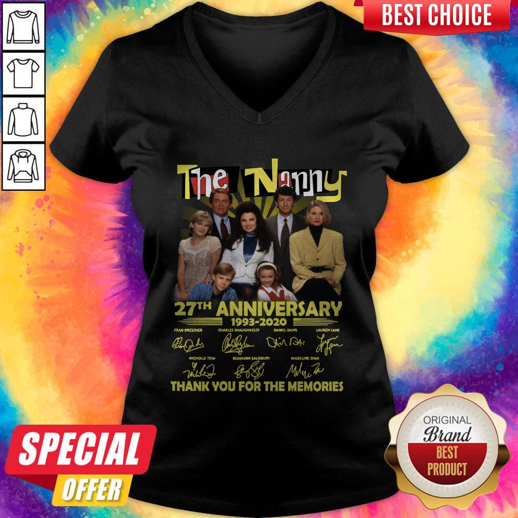 good-the-nanny-27th-anniversary-1993-2020-thank-you-for-the-memories-signatures-v-neck-1.jpg