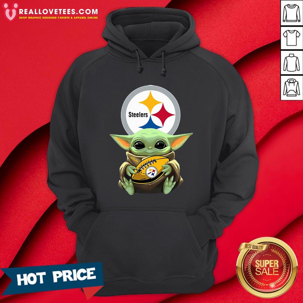 Great Star Wars Baby Yoda Hug Pittsburgh Steelers Shirt