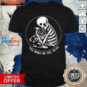 Original Skeleton Hug Pitbull You Make Me Feel Alive Shirt