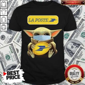 Top Baby Yoda Face Mask Hug La Poste Shirt
