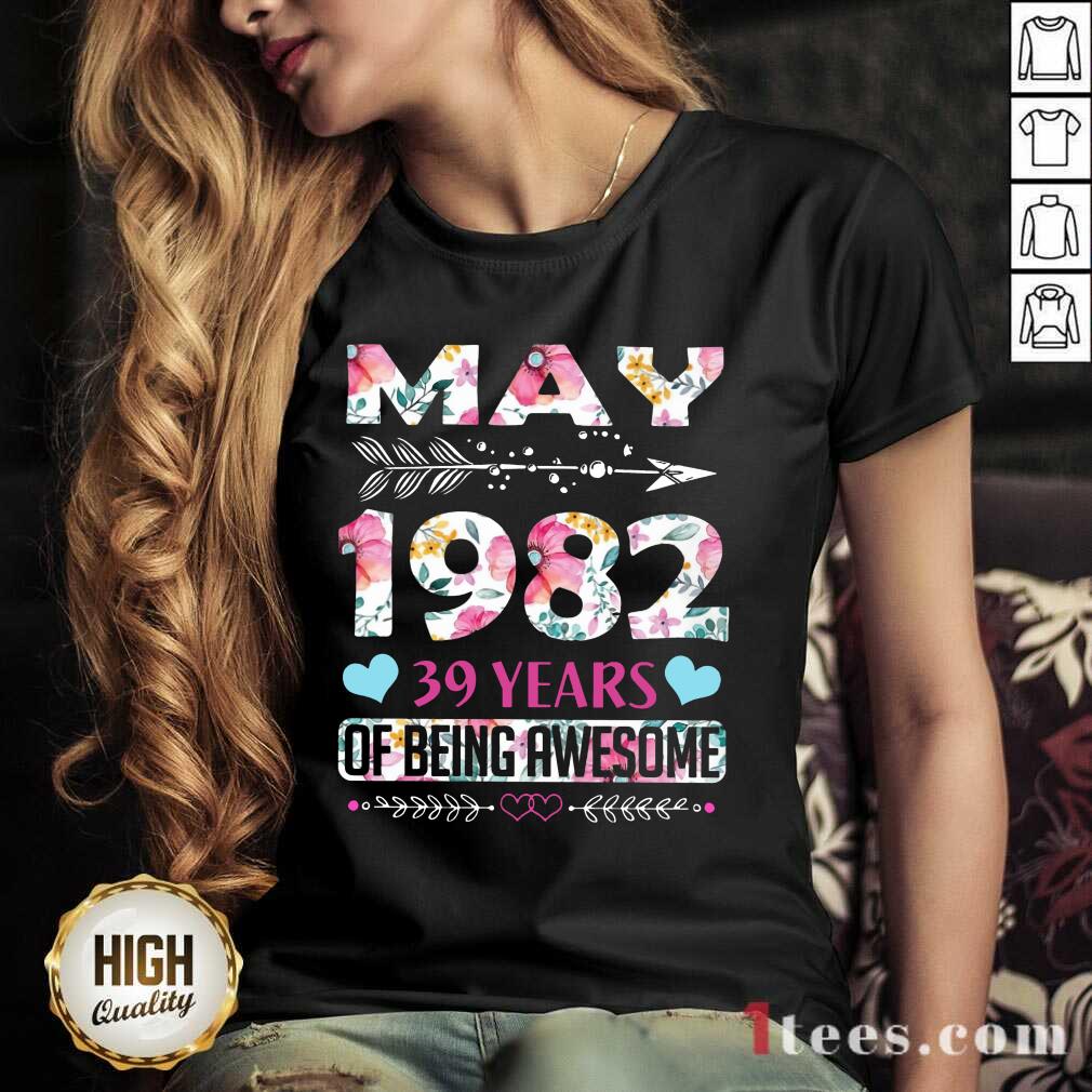 May 1982 39 Year Of Being Awesome Flower Shirt
