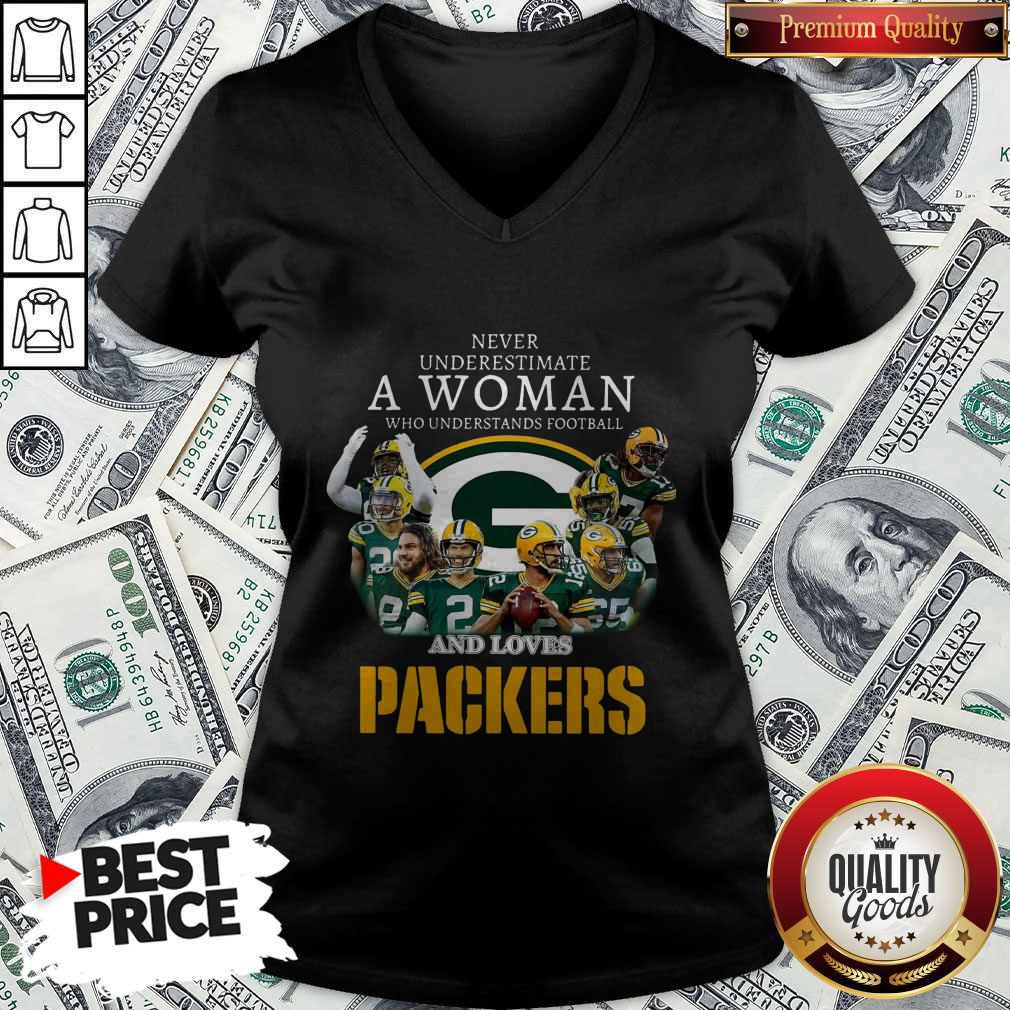 Never Underestimate A Woman Who Understands Baseball And Loves Packers Shirt