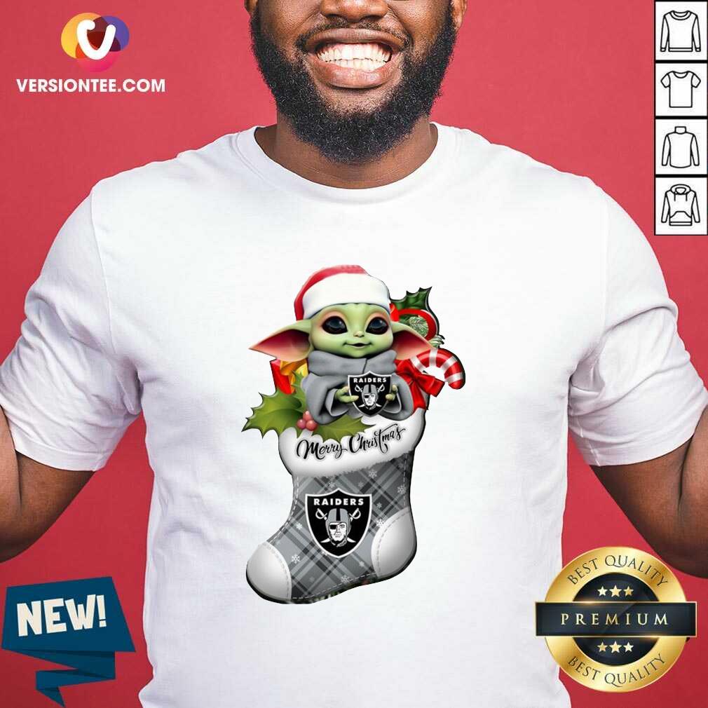 Nice Baby Yoda Hug Las Vegas Raiders Ornament Merry Christmas 2020 Shirt