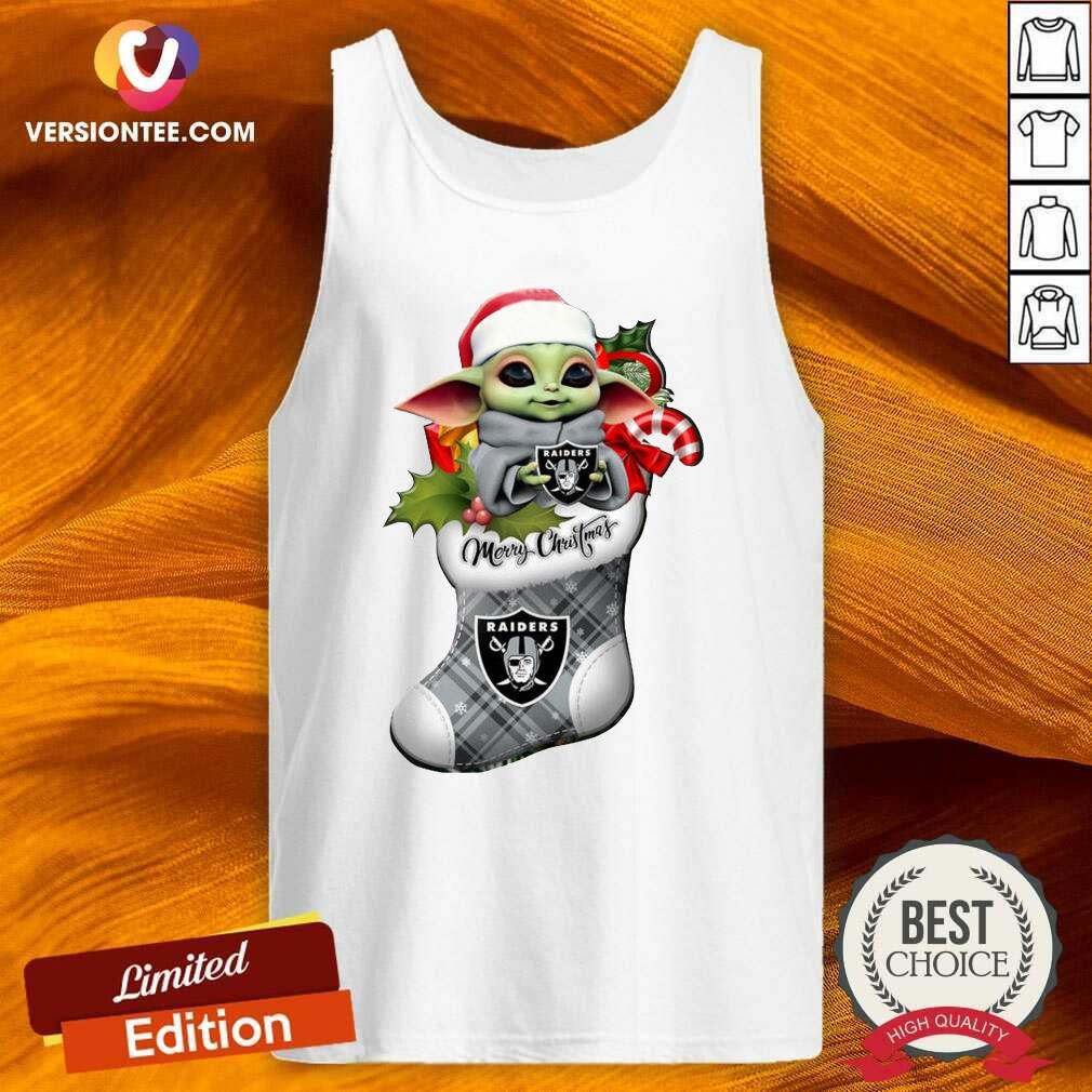 Nice Baby Yoda Hug Las Vegas Raiders Ornament Merry Christmas 2020 Shirt