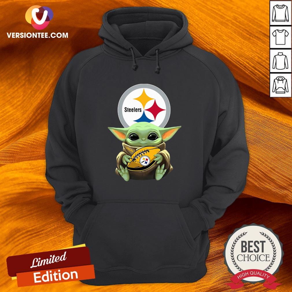 Perfect Baby Yoda Hug Steelers Shirt