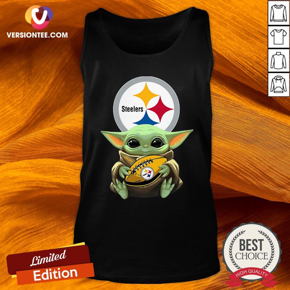 Perfect Baby Yoda Hug Steelers Shirt