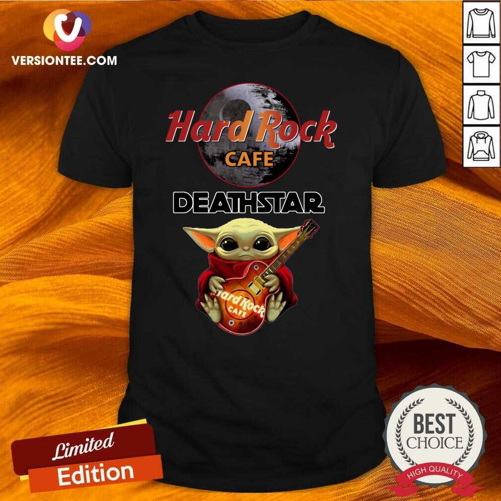 Pretty Baby Yoda Hug Hard Rock Cafe Deathstar Shirt