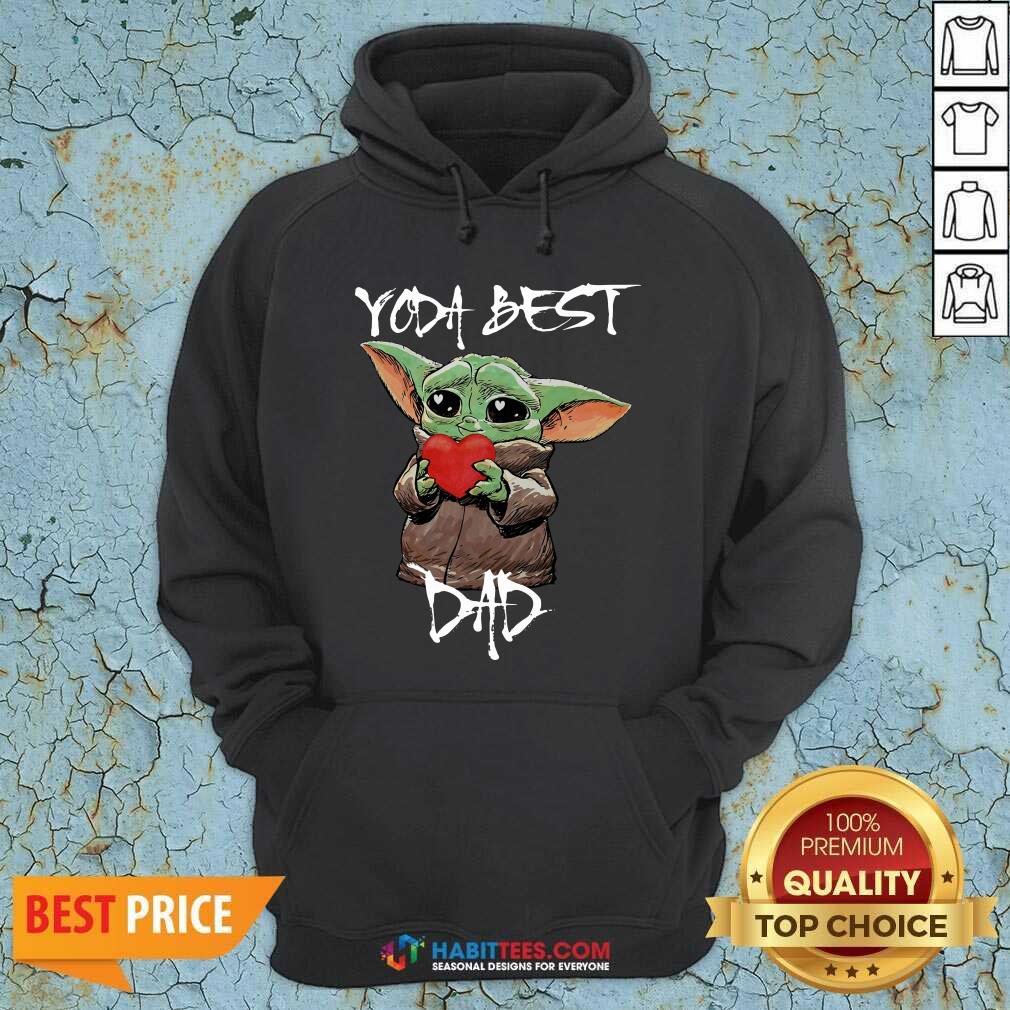 Top Baby Yoda Hug Heart Best Dad Shirt