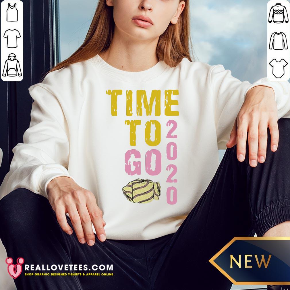 Vip Time To Go 2020 Goodbye 2020 Hello 2021 Gold And Pink Toilet Paper Shirt