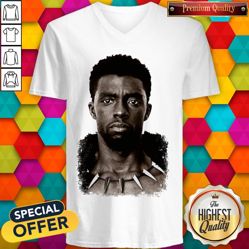 actor-chadwick-boseman-the-black-panther-marvel-v-neck.jpg