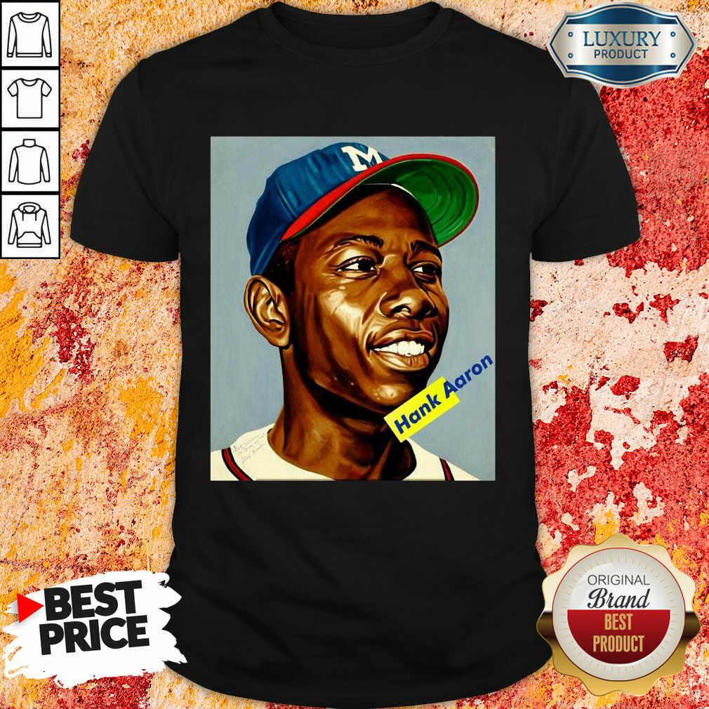 Amused Hank Aaron 9 Essential Shirt