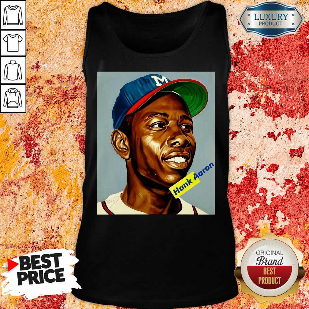 Amused Hank Aaron 9 Essential Shirt