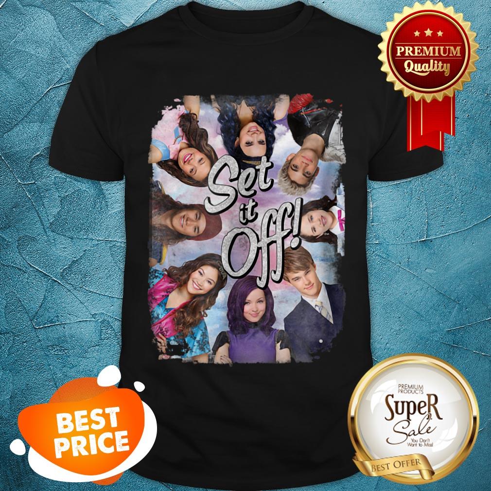 Nice Disney Descendants Set It Off Group Shot Shirt