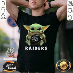 Official Baby Yoda Hug Oakland Raiders Shirt