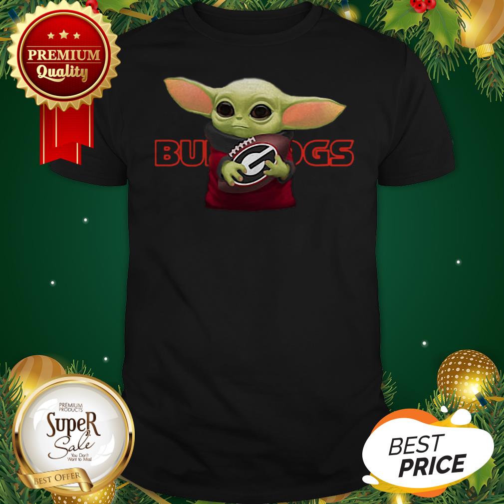 Baby Yoda Hug Georgia Bulldogs Star Wars Mandalorian Shirt