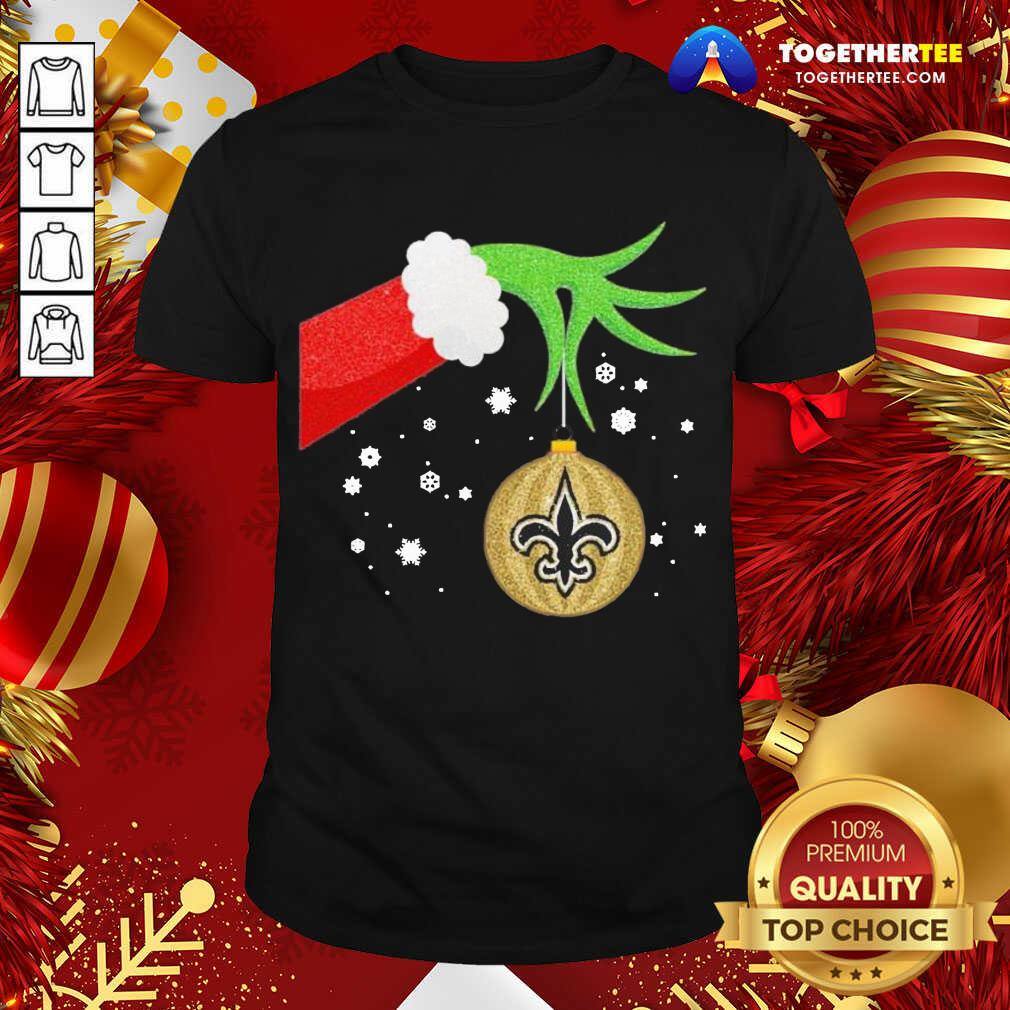 cute-the-grinch-hand-holding-ornament-new-orleans-saints-christmas-sweater-shirt.jpg