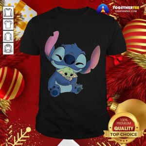 Top Baby Stitch Hug Baby Yoda Shirt