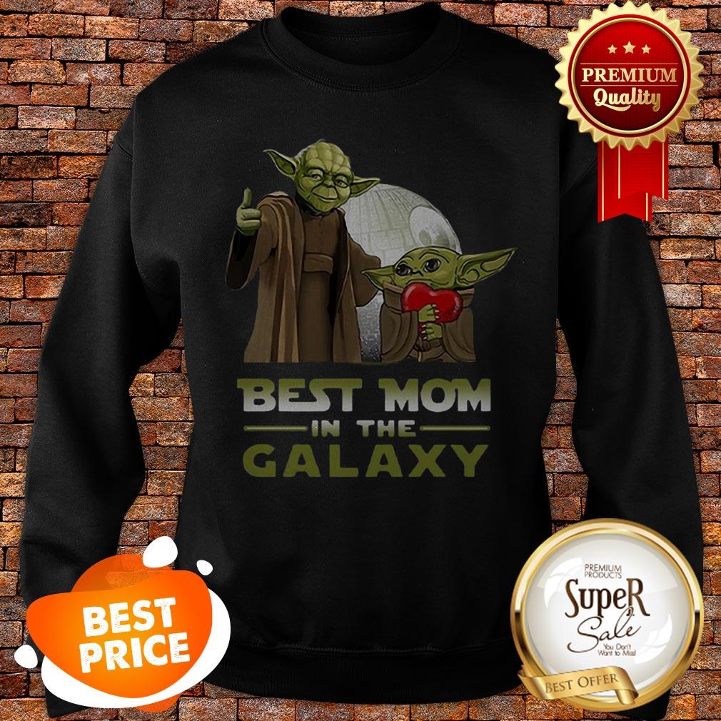 Nice Master Yoda And Baby Yoda Best Mom In The Galaxy Star Wars Shirt