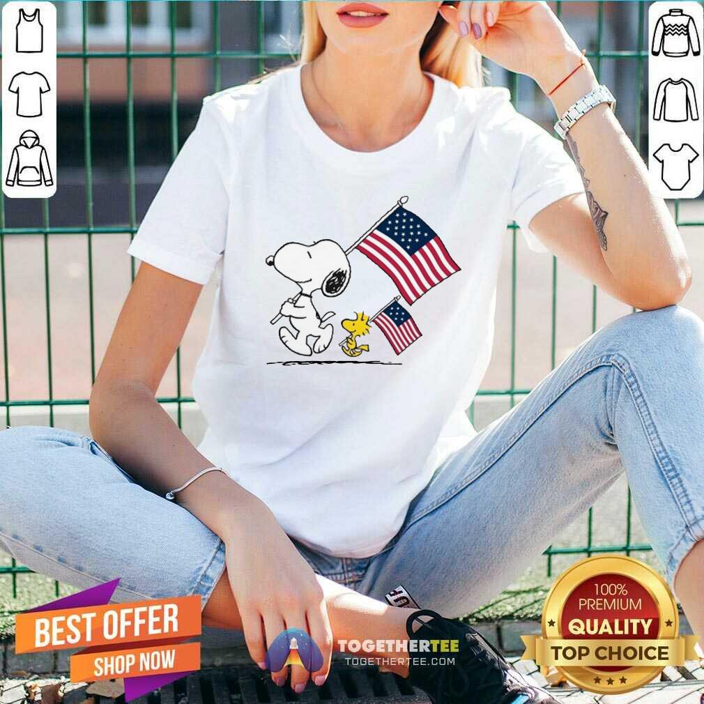 Nice Snoopy And Woodstock Holding American Flag 4th Of July Shirt