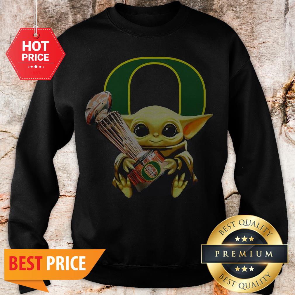 Official Star Wars Baby Yoda Hug Cup Oregon Ducks Shirt